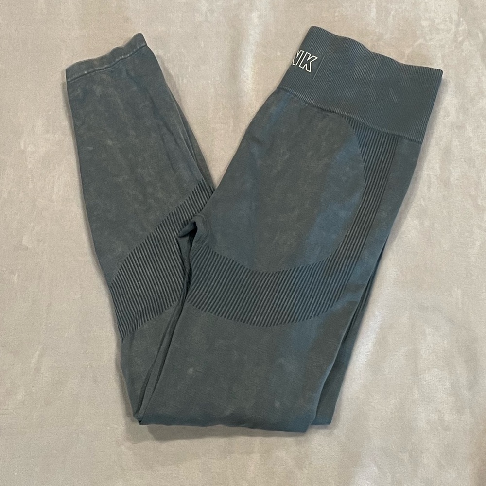 VS Pink teal seamless leggings